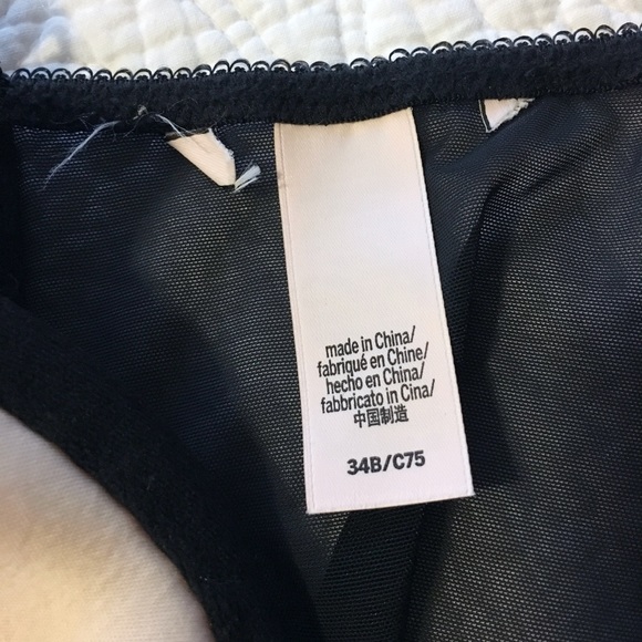 Victoria's Secret Black Lace Bustier - Picture 6 of 8